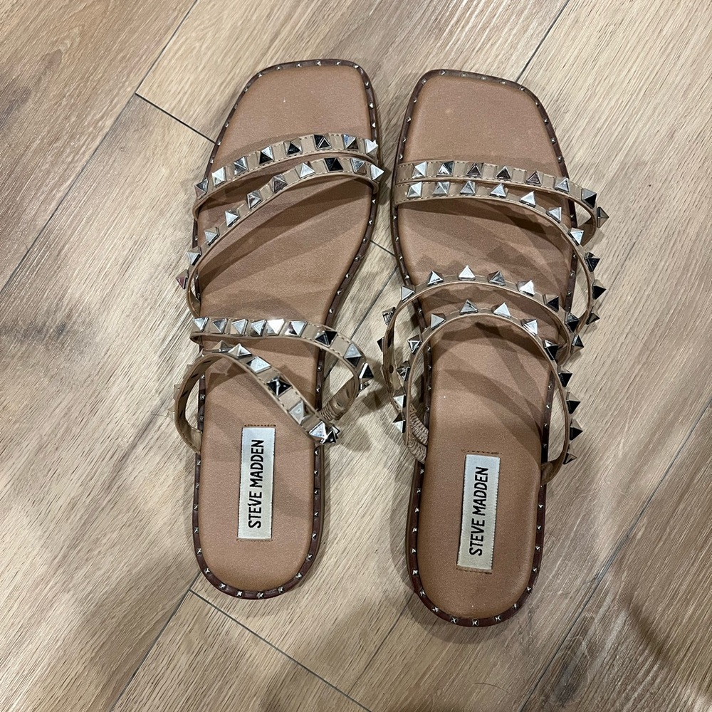 Steve Madden Brown Studded Sandals